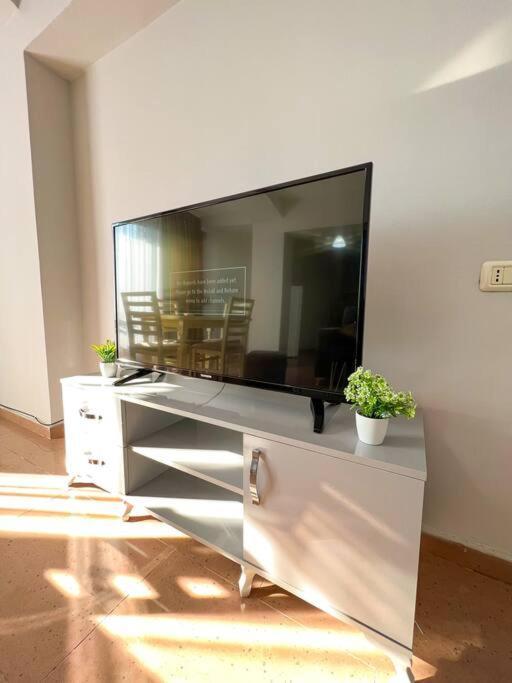 Scanderbeg Square 2Br Apt Tiranë Ngoại thất bức ảnh